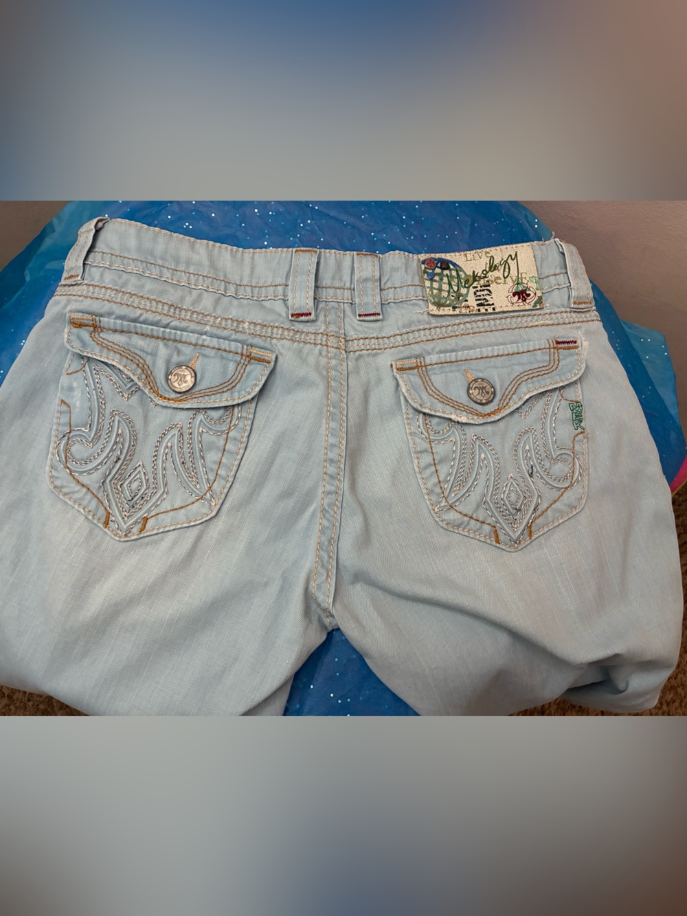 MEK denim Easter Island aqua 30/34 embroidered distressed light jeans